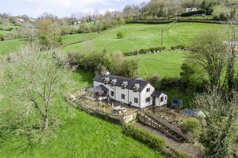 4 bedroom cottage for sale, Nantmawr