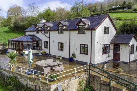 4 bedroom cottage for sale, Nantmawr