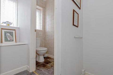 5 Blacksmiths Crescent, Sompting, Lancing, BN15 0BX