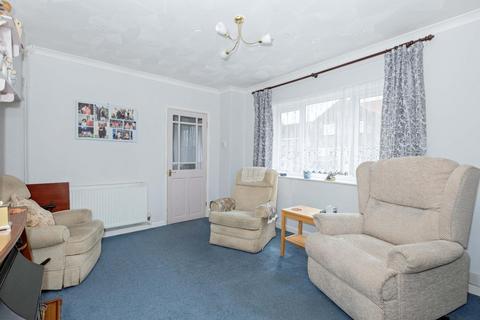 5 Blacksmiths Crescent, Sompting, Lancing, BN15 0BX