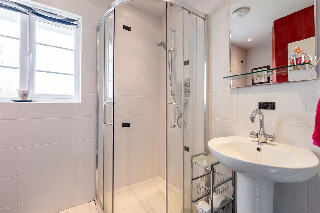 BATHROOMS-3.jpg