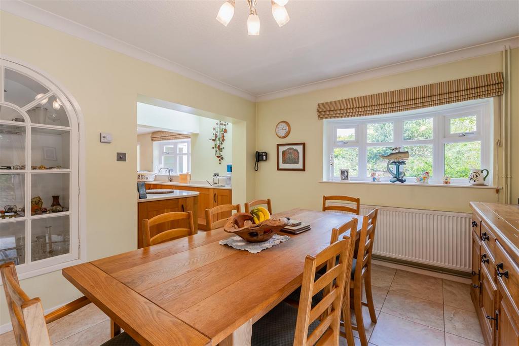 KITCHEN DINER-4.jpg