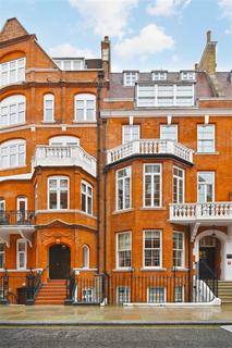 2 bedroom apartment to rent, Hans Crescent, Knightsbridge