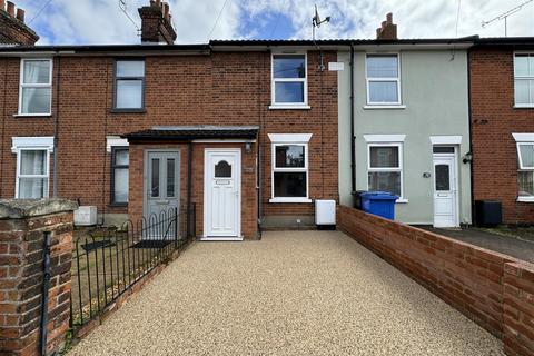 68 Alan Road, Ipswich, IP3 8EY