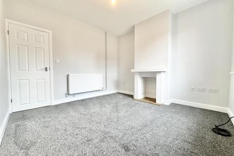 68 Alan Road, Ipswich, IP3 8EY