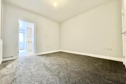 68 Alan Road, Ipswich, IP3 8EY
