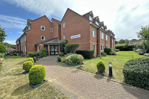 1 bedroom apartment for sale, Mary Rose Avenue, Wootton Bridge, Ryde