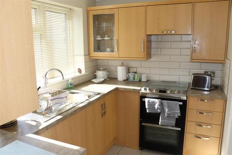 18 Fallowfield Road, Walsall, WS5 3DL