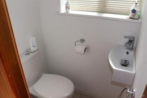 18 Fallowfield Road, Walsall, WS5 3DL