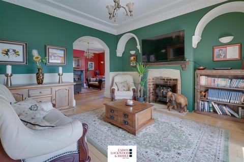 2 Chapel Walk, Rawmarsh, Rotherham, S62 7DR
