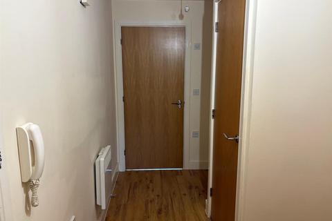 2 bedroom apartment to rent, The Hub, Stone Street, Oldbury