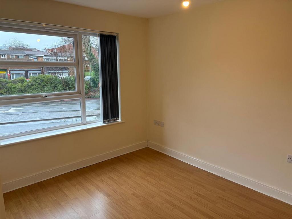 Bedroom one..jpg