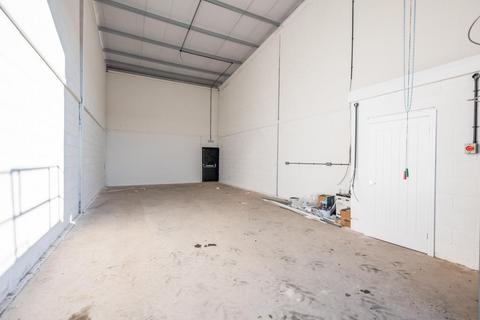 Retail property (high street) to rent, Private Road 5, Colwick, Nottingham