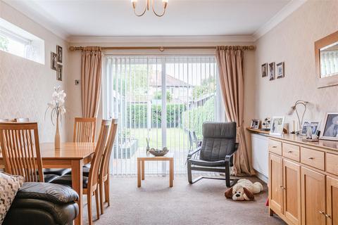 3 bedroom semi-detached house for sale, Pembroke Avenue, Walton-On-Thames KT12