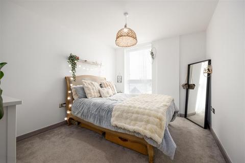 2 bedroom apartment for sale, West Castle Street, Upper Heyford