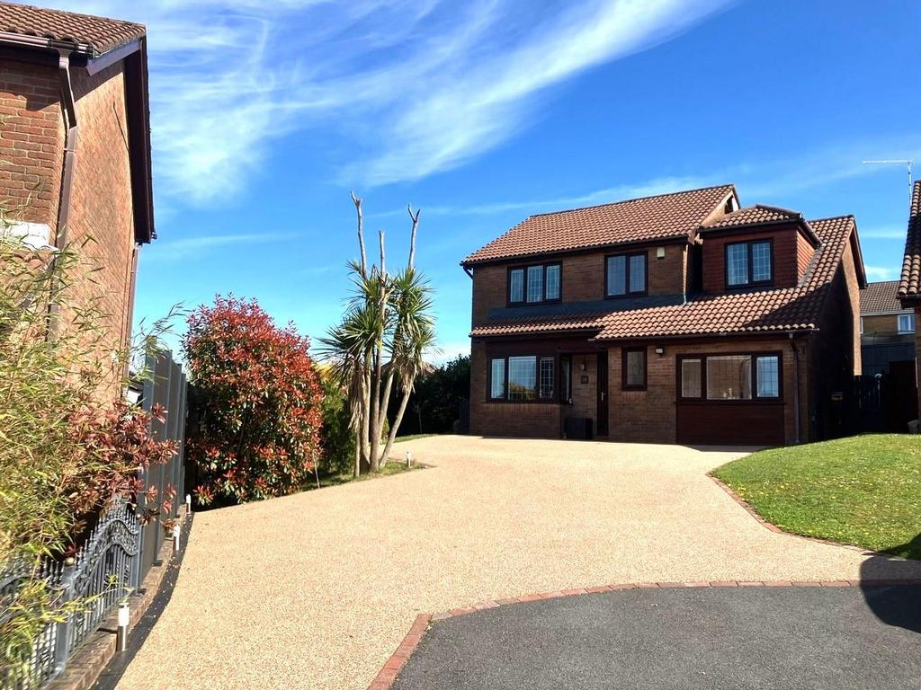 Clos Sant Teilo, Llangyfelach, Swansea 4 bed detached house for sale