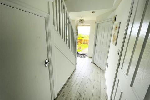4 bedroom semi-detached house for sale, Ffordd Y Meillion, Llanelli
