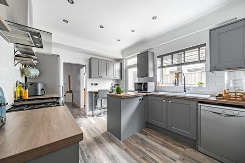 24 Beryl Road, Clydach, Swansea, SA6 5QB
