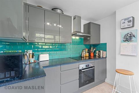 63 Batemans Road, Brighton, BN2 6RD