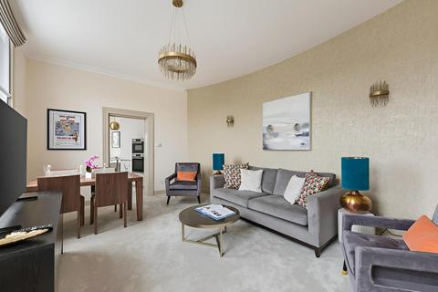 2 bedroom flat to rent, Grosvenor Gardens, London