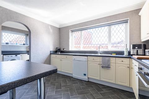1 Copper Beech Walk, Scunthorpe, DN16 3QQ