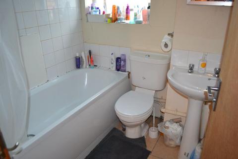 1 bedroom house to rent, Room 1, 9 Rookery Rd, B29 7DG