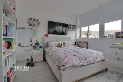 Studio for sale, Rayners Lane, HA2