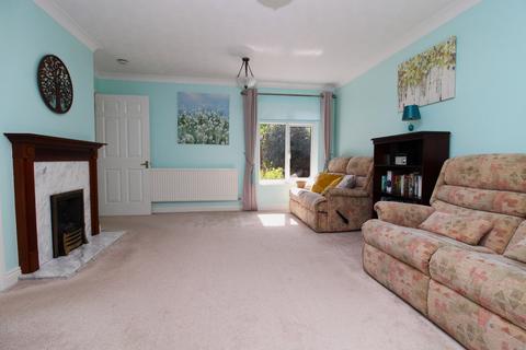27 Beech Hill, Letchworth Garden City, SG6 4EE