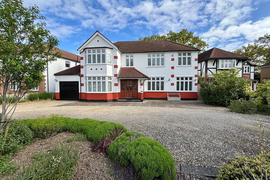 Den Road, Shortlands, Bromley, BR2 4 bed detached house for sale £