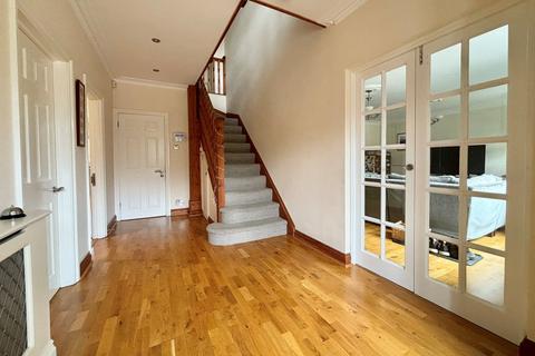 7 Den Road, Bromley, BR2 0NH