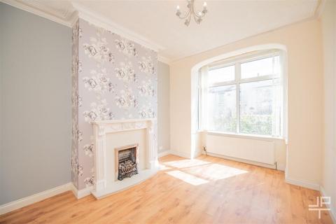 4 bedroom terraced house for sale, St. Helens Road, Bolton BL3