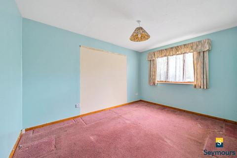 10 Hollow Close, Guildford, GU2 7JJ