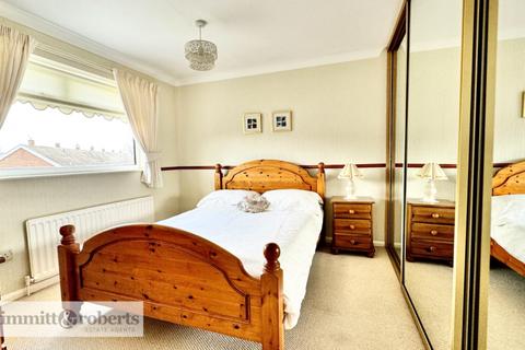 9 Castle Close, Hetton Le Hole, Houghton Le Spring, DH5 0HA