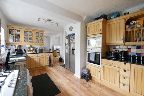 5 bedroom semi-detached house for sale, Selby Road, Ashford TW15