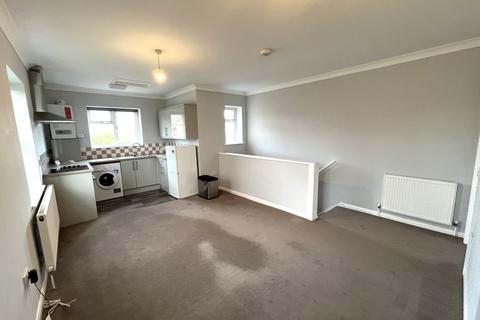 9b Feltham Road, Ashford, TW15 1DQ
