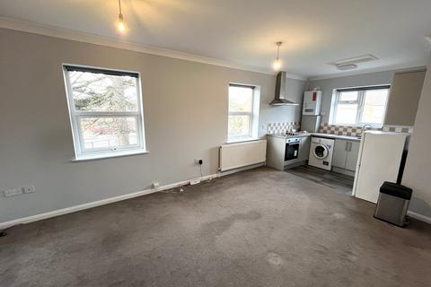9b Feltham Road, Ashford, TW15 1DQ