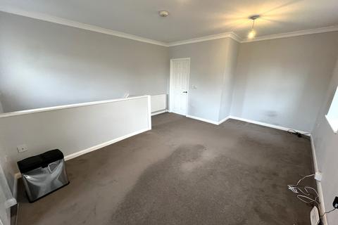 9b Feltham Road, Ashford, TW15 1DQ