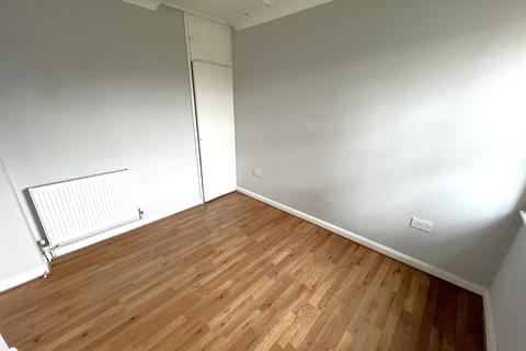9b Feltham Road, Ashford, TW15 1DQ