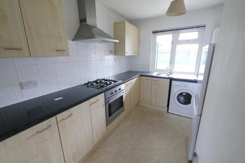 37 Beechtree Avenue, Englefield Green, Egham, TW20 0TD