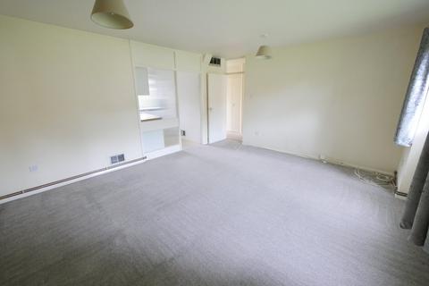 37 Beechtree Avenue, Englefield Green, Egham, TW20 0TD