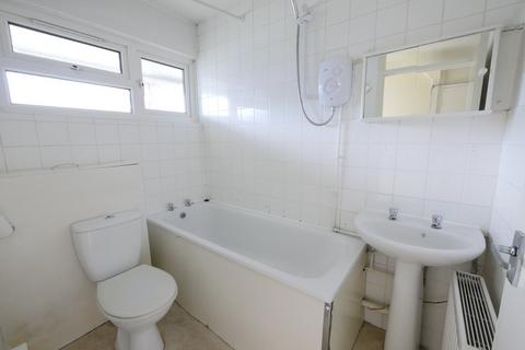 37 Beechtree Avenue, Englefield Green, Egham, TW20 0TD