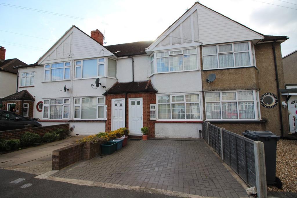 Fernside Avenue, Feltham TW13 2 bed terraced house £389,950