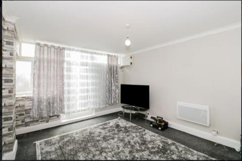 2 bedroom flat for sale, The Lindens, Wolverhampton