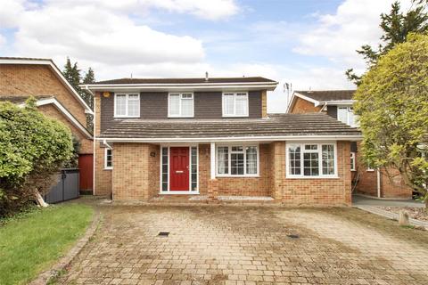 4 bedroom detached house for sale, Perran Close, Hartley, Kent, DA3