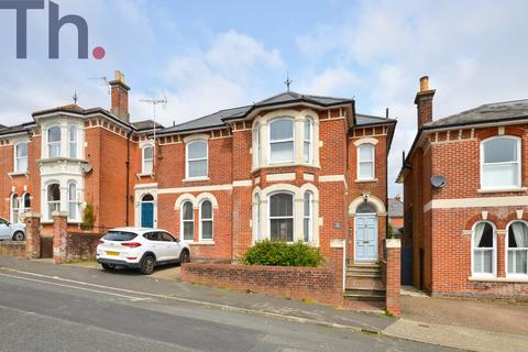 5 bedroom detached house for sale, Newport PO30
