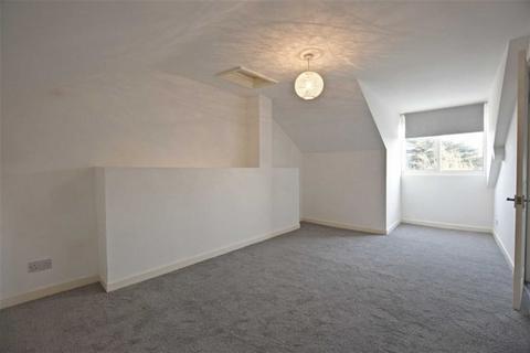 2 bedroom flat to rent, Alexandra Road, Gloucester, GL1