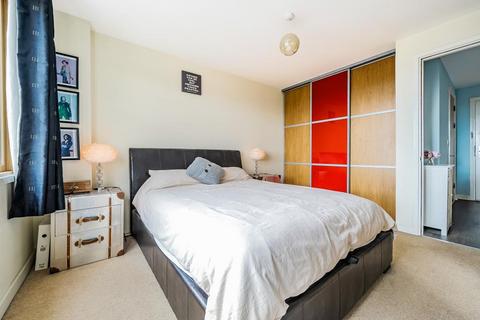 2 bedroom flat for sale, Central Reading,  Berkshire,  RG1