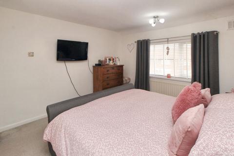 3 bedroom terraced house for sale, Woodbrook Avenue, Slatyford, Newcastle upon Tyne, Tyne and Wear, NE5 2XR