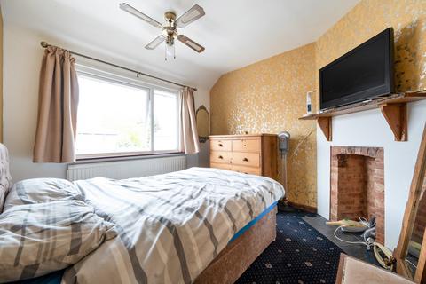 14 Princes Park Close, Hayes, UB3 1LB