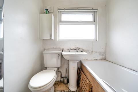 14 Princes Park Close, Hayes, UB3 1LB
